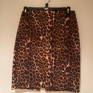 Leopard pencil skirt